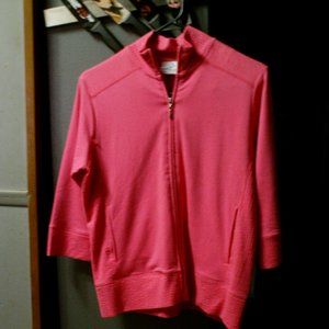 Active brand, small long sleeved pink zip up